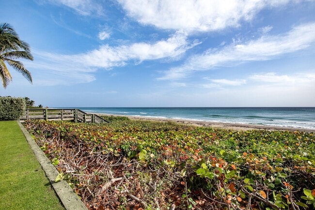 Building Photo - 2635 S Ocean Blvd