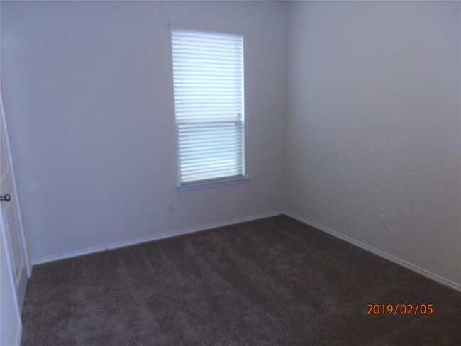 Building Photo - 605 Coffee Berry Dr