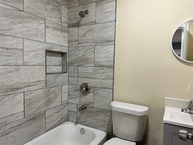 Building Photo - 6911 Bauman Rd