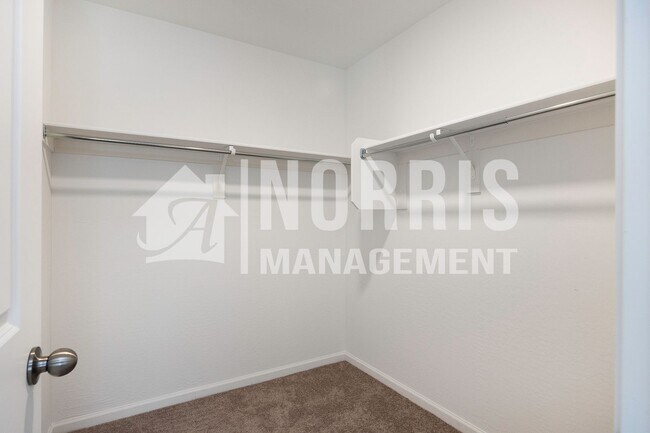 Building Photo - Beautiful New Home in a Great Location!