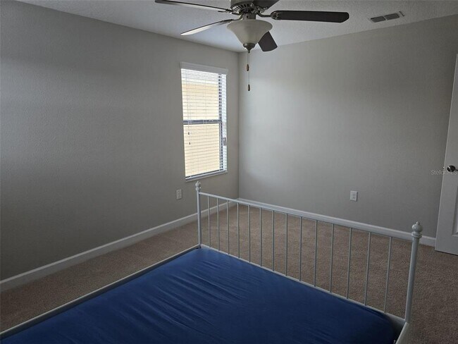 Building Photo - 4335 Mount Bandon Dr