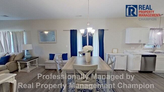 Building Photo - Spacious 3 BD/2.5 BA Home with Office Featuring Open Floorplan