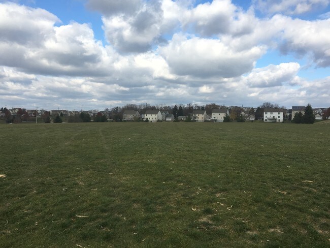 Building Photo - 301 Lakeside Crossing