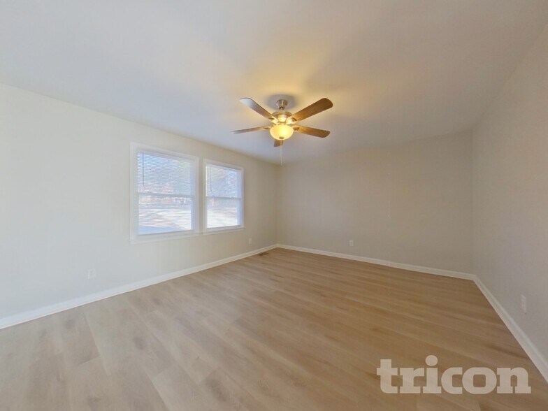 Building Photo - 4957 Horton Pl