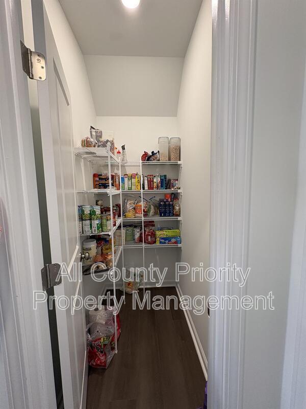 Building Photo - 154 S Finley Lndg Pkwy