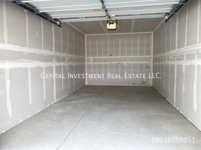 Building Photo - 947 W Coral Charm Wy