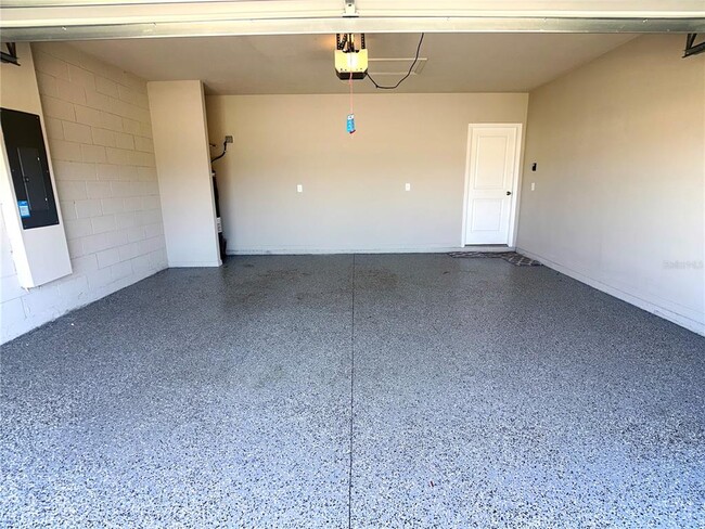 Building Photo - 1611 Bark Rdg Dr