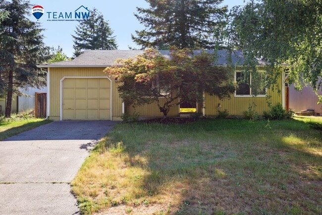 Primary Photo - Move in ready now! West side cutie! 2 bed,...