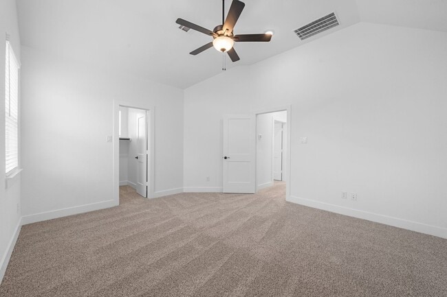 Building Photo - 1308 Shaded Rock Dr