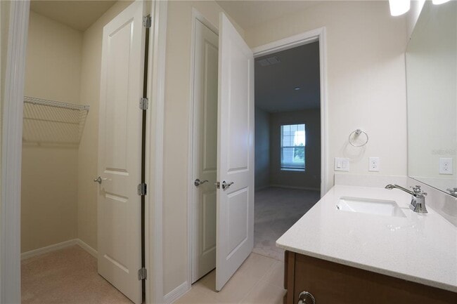 Building Photo - 268 Summer Pne St