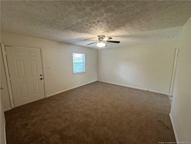Building Photo - 6517 Portsmouth Dr