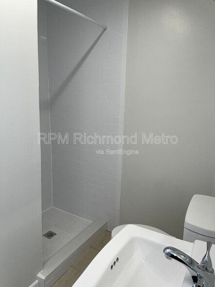 Building Photo - 602 E Brookland Park Blvd