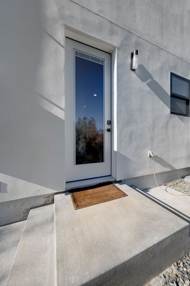 Building Photo - Modern Studio with Private Entry and Scenic Views in El Dorado Hills!