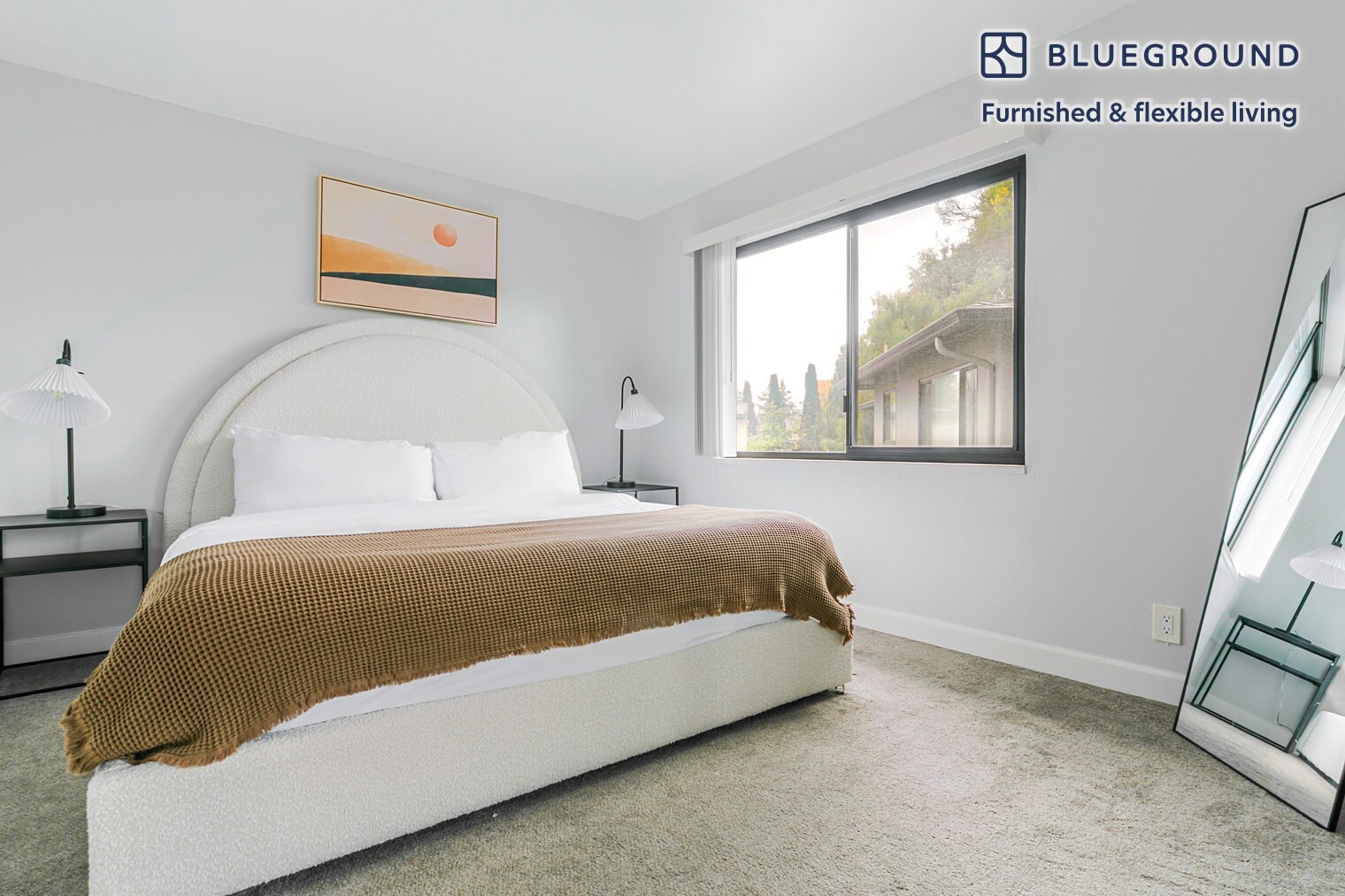 Building Photo - 1945 Latham St