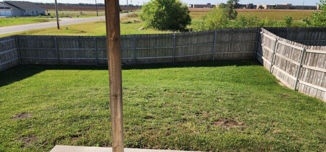 Building Photo - 12601 E Willowgreen Cir