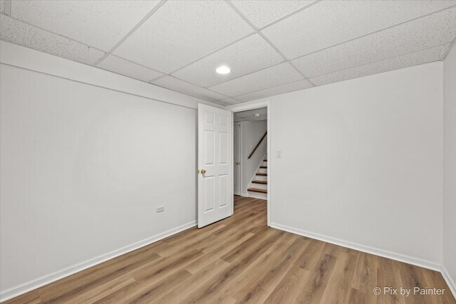 Building Photo - 2240 Barrett Dr