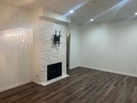 Building Photo - 2 Bedroom 1st Floor Unit in Rancho San Diego