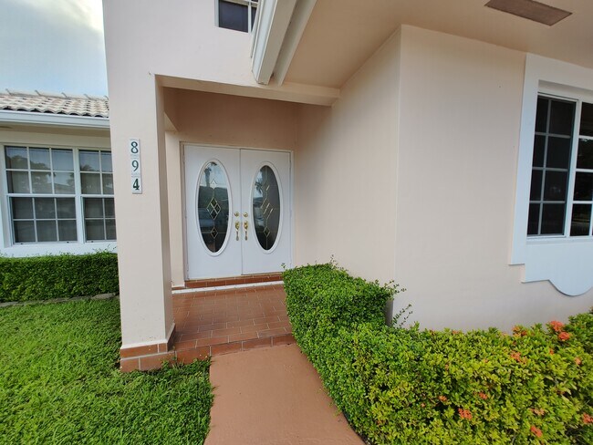 Building Photo - 894 NW 134th Pl