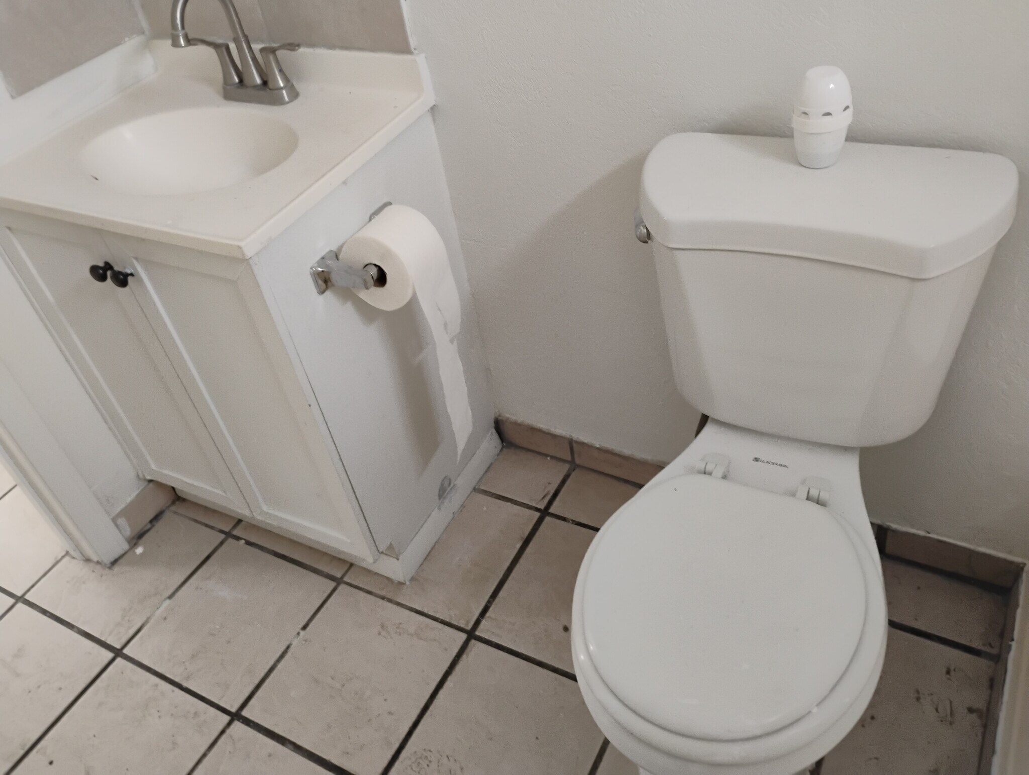 Building Photo - 3233 W Melvin St