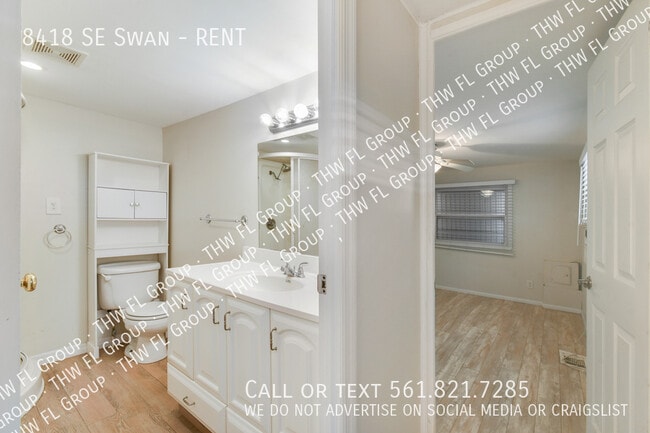 Building Photo - 8418 SE Swan-RENT