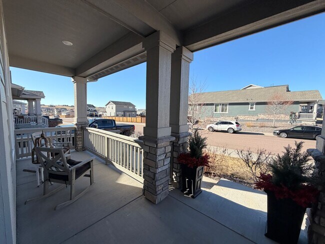 Building Photo - Exquisite Elizabeth Home