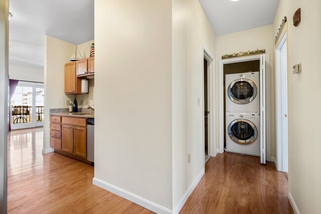 Building Photo - 15 K St