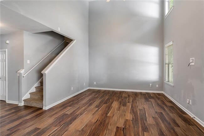 Building Photo - 208 Oconee Way