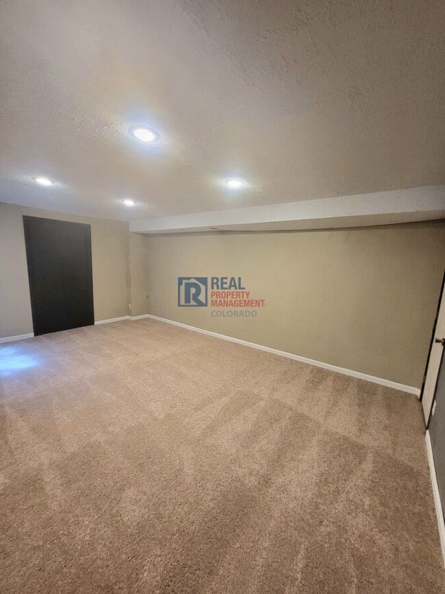 Building Photo - 2783 W Long Dr