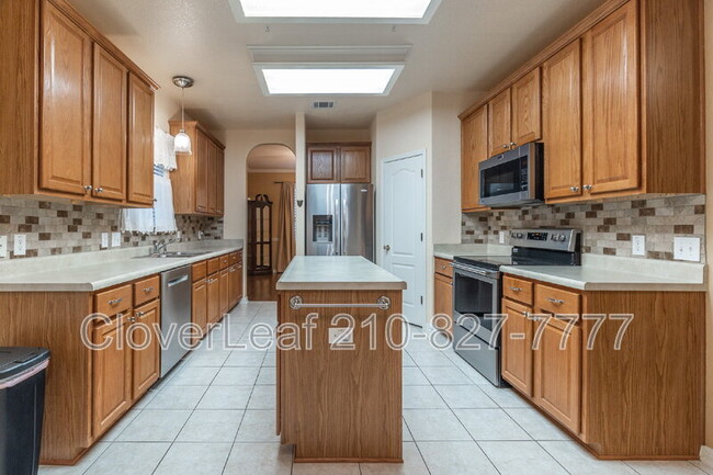 Building Photo - 22714 Sabine Summit