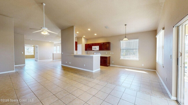 Building Photo - 916 Ocaso Ln