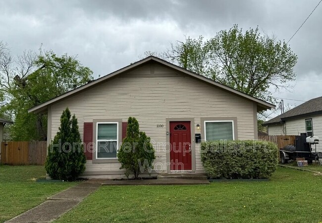 Primary Photo - 1100 E Richmond Ave