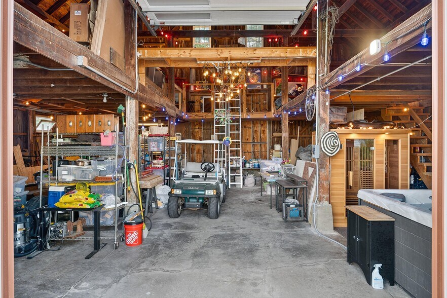 Building Photo - 464 Gray Rd