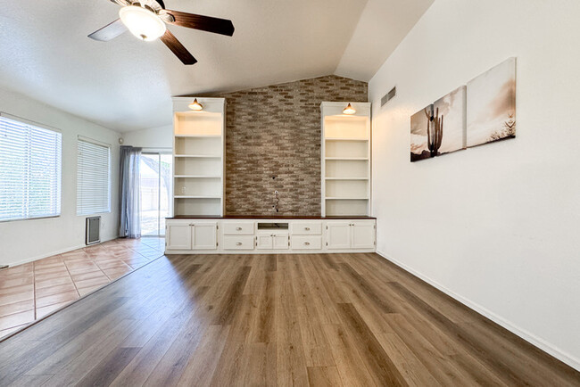 Building Photo - Home at 51st Ave/ Loop 101! . JOIN THE WAI...