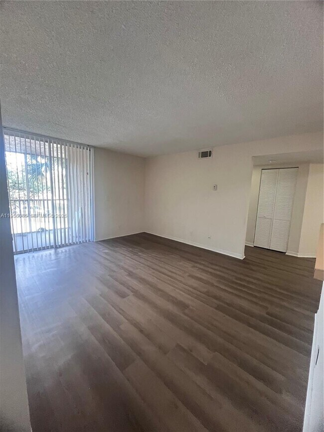 Building Photo - 4035 W McNab Rd