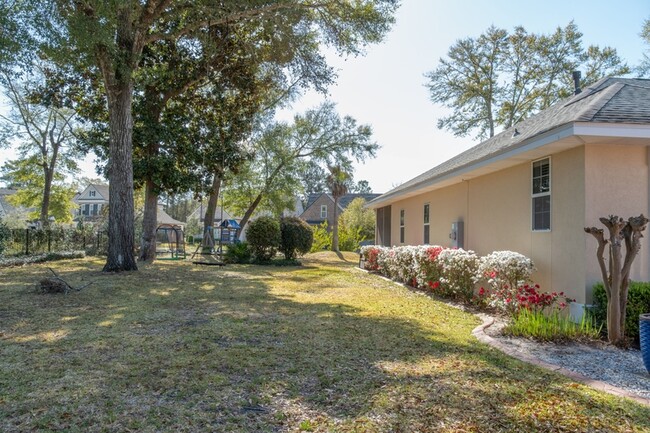 Building Photo - 1746 Wren Way