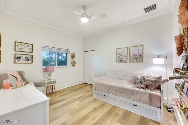 Building Photo - 7500 Woodland Bend Cir