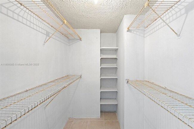 Building Photo - 2780 NE 183rd St