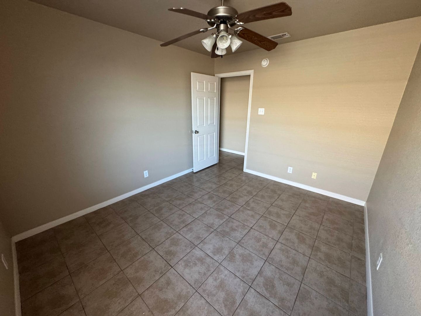 Building Photo - 1310 Powder River Dr