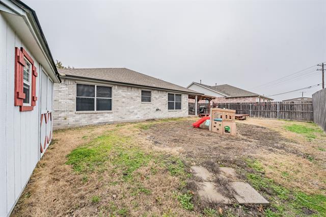 Building Photo - 221 Independence Tr