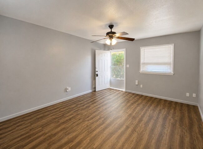 Building Photo - 1712 45th St
