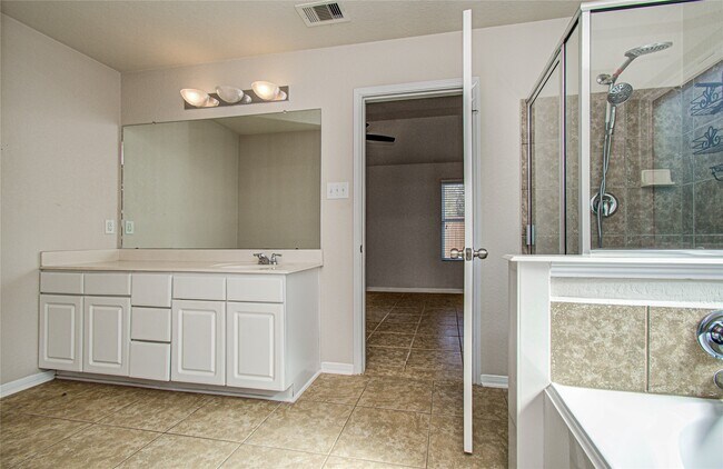 Building Photo - 28971 Birch Green Way