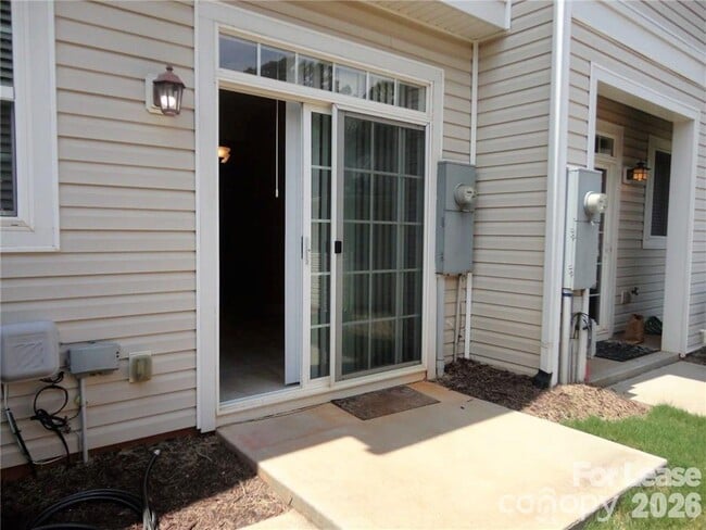 Building Photo - 116 Morning Mist Ln