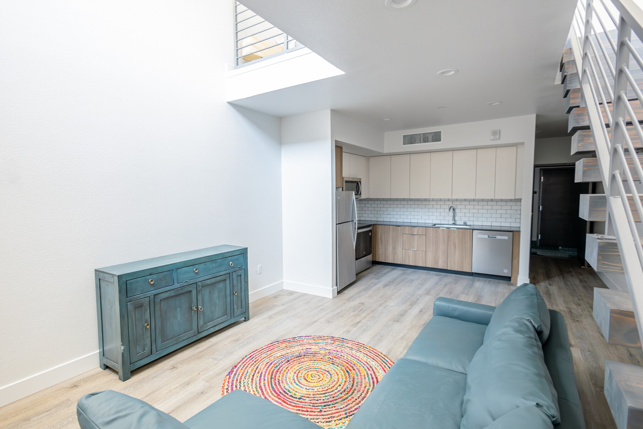 Building Photo - 301 D St