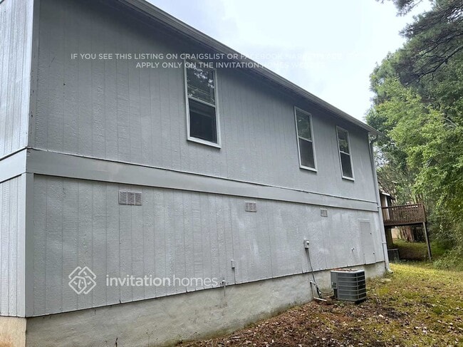 Building Photo - 2795 Wildflower Ln SW