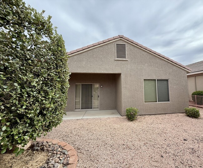 Building Photo - 2152 Indigo Creek Ave