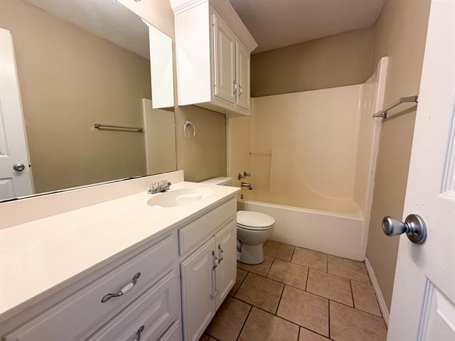 Building Photo - 2702 Boyd St