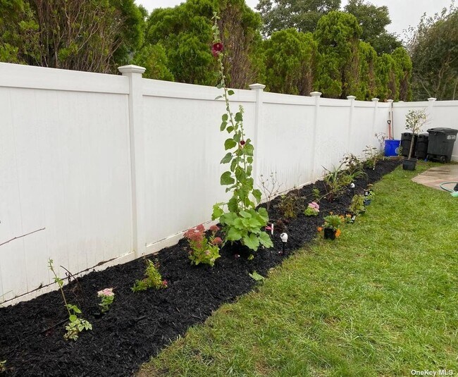 604 Straight Path 604 Straight Path West Babylon NY 11704 Apartment Finder