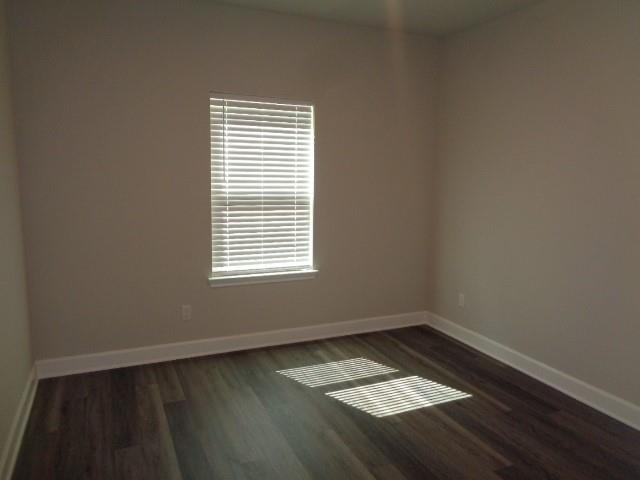 Building Photo - 402 Cherokee Dr