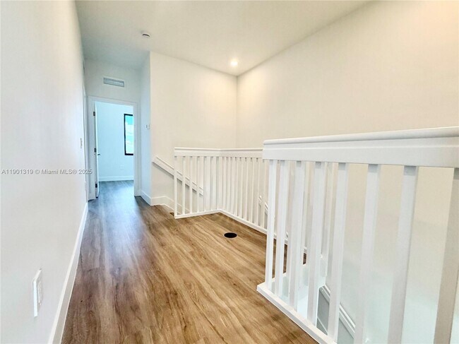 Building Photo - 19113 SW 344th Ter