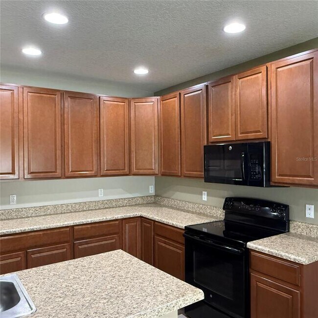 Building Photo - 2560 Martins Run